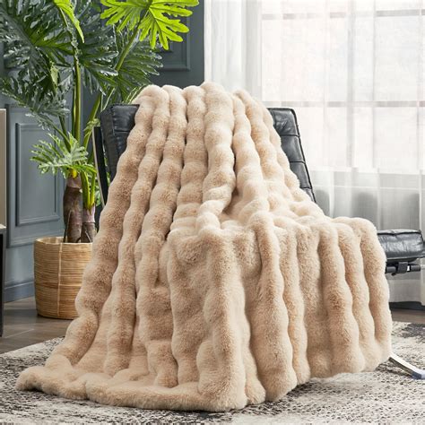 Cozy Bliss Faux Fur Throw Blanket for Couch, Fuzzy Soft Plush Thick ...