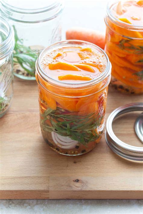 Easy Quick Pickled Carrots (No Canning)