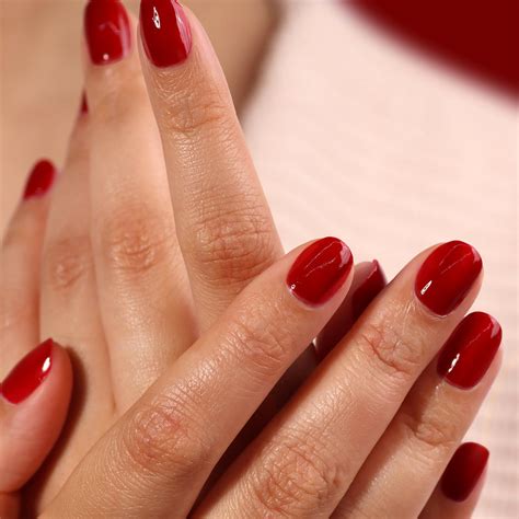 Mull It Over | Vibrant Red Gel Color | LONDONTOWN