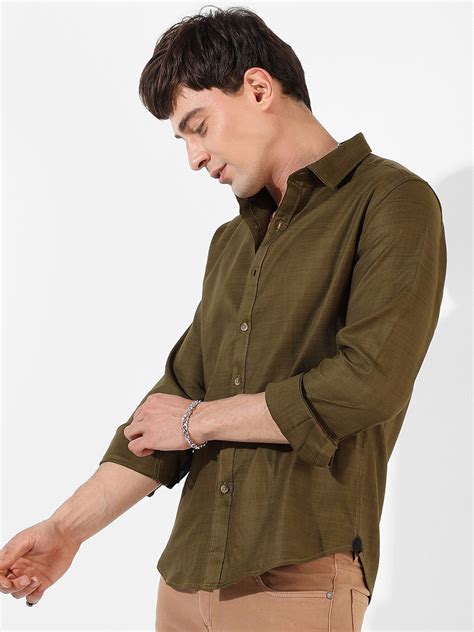 Buy Campus Sutra Olive Green Classic Spread Collar Cotton Casual Shirt ...