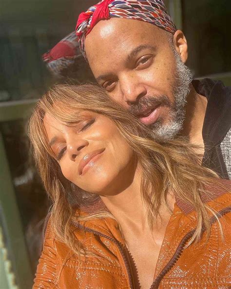 Halle Berry Thanks Boyfriend for Writing 'the Most Amazing Article ...