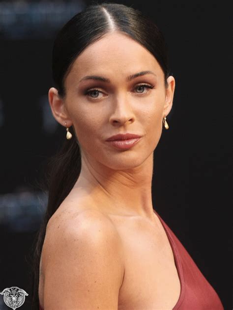 Megan Fox Jennifer's Body Kissing | beta pics