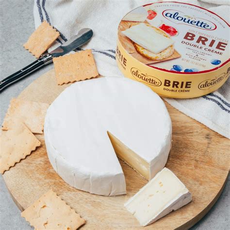Alouette Double Crème Brie 8 oz — Cheese Lover Shop