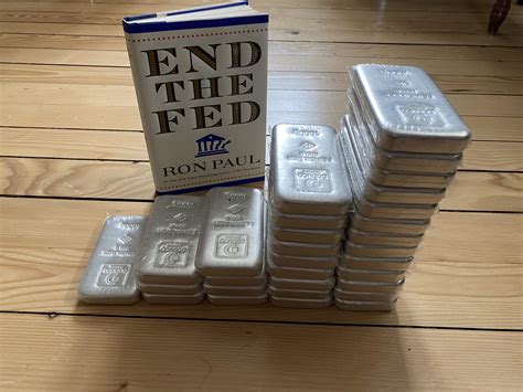 How many hours was a typical working week for a laborer in the late ...