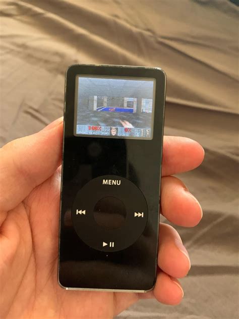 My iPod Nano 1st Gen that I replaced the battery yesterday running ...