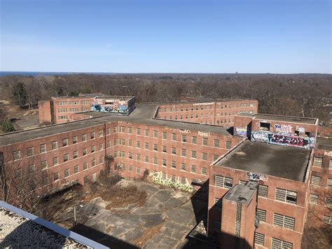 View from the Building 7 roof at King’s Park Psych Center : r/AbandonedPorn