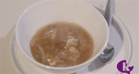 Low-Calorie French Onion Soup - Kosher.com