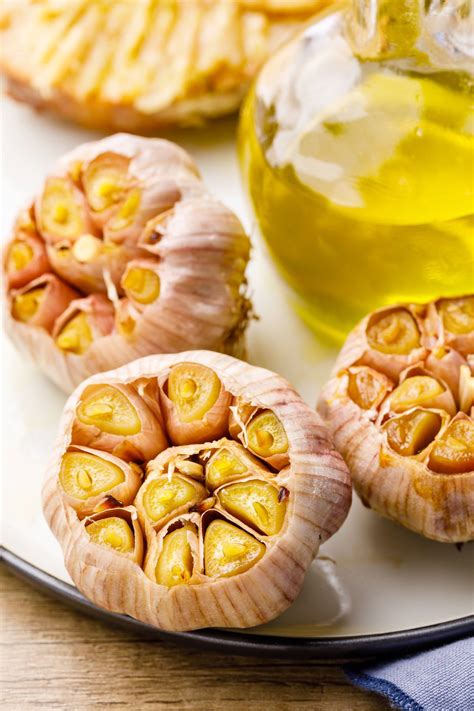 Incredibly Easy Oven Roasted Garlic (Whole Roasted Cloves) - Nurtured Homes