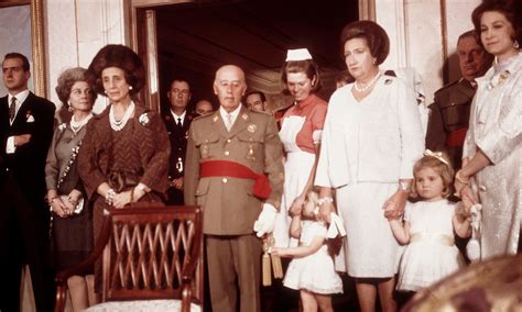 El bautizo de Don Felipe, el día que la reina Victoria Eugenia le ...