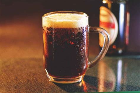 Does Root Beer Have Caffeine? (Mug, A&W, IBC, Barq’s)