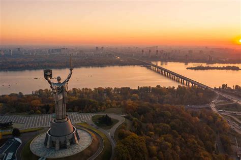 Ukraine's Economy in 2023 Overview - Centre for Economic Strategy