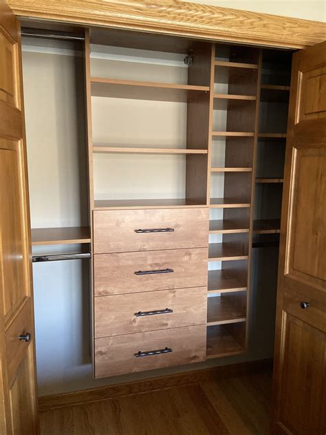 Reach In Closet Systems