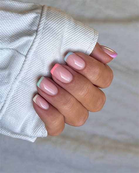 40+ Elegant Short French Nail Ideas For 2024 - DrExplains