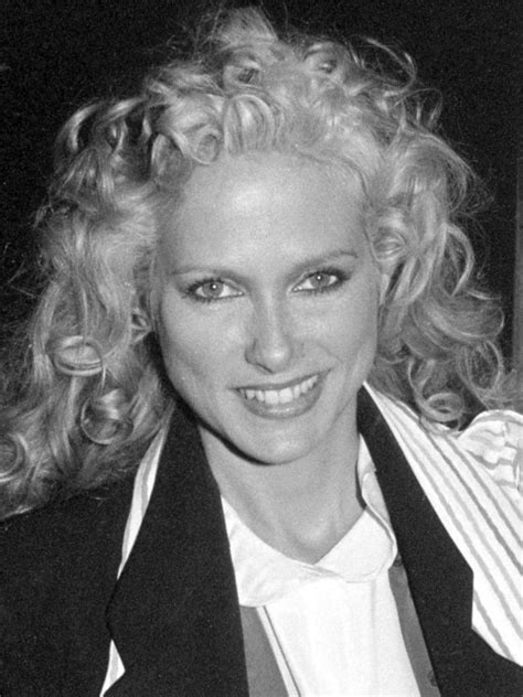 Shelley Smith - Actress