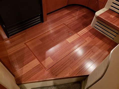 Best Glue For Vinyl Boat Flooring In Dubai | Viewfloor.co