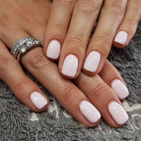 Opi Hue Is The Artist Vs Lets Be Friends - artistsax