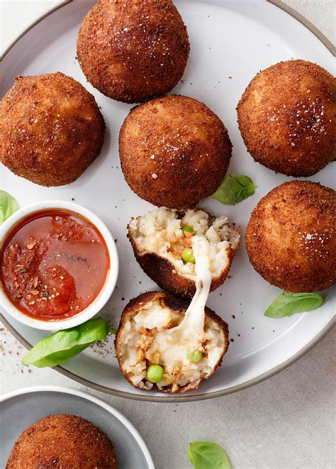 How to Make Arancini (Sicilian Risotto Balls) - Food Nouveau