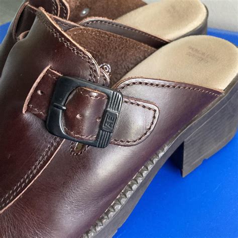 American Eagle Women's Brown Mules | Depop