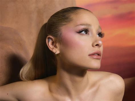 Ariana Grande Eyebrow Shape 2024
