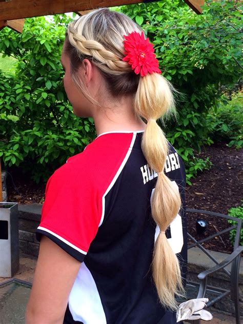 Cute Easy Softball Hairstyles For Game Day - cleaneatingirl
