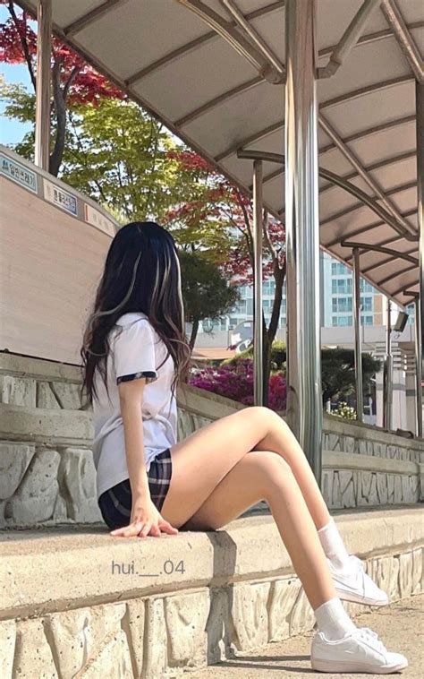 Women With Beautiful Legs, Beauty Leg, Preppy Look, Asian Model Girl ...