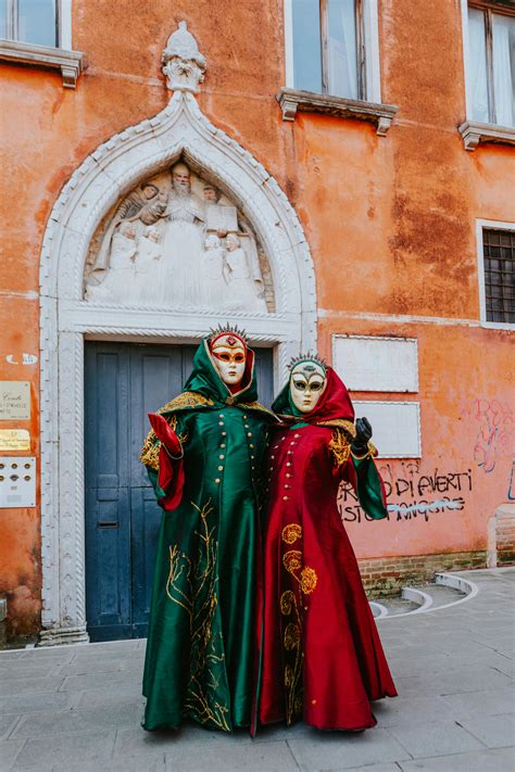 Dressed+And+Undressed+Wives Photos, Download The BEST Free Dressed+And ...