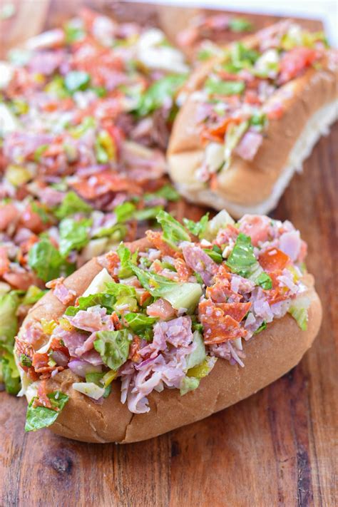 Chopped Italian Sandwich - Recipe Hippie | Recette en 2024