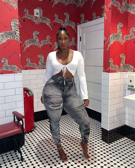 Mahogany Bliss Porn Videos