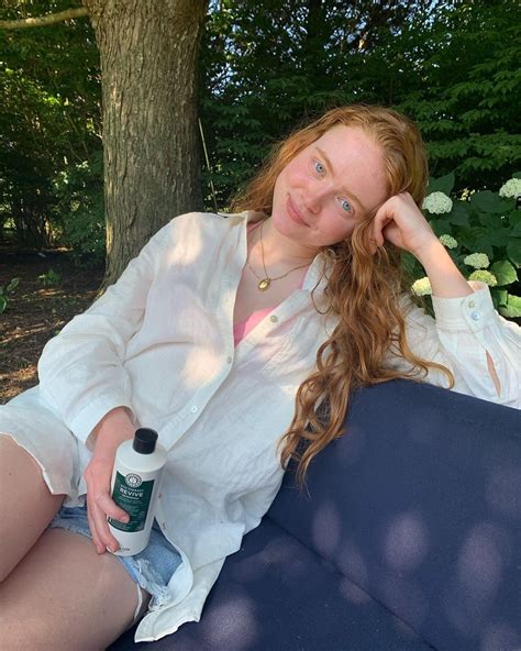 sadie sink instagram photo | Garotas americanas, Atrizes, Garotas