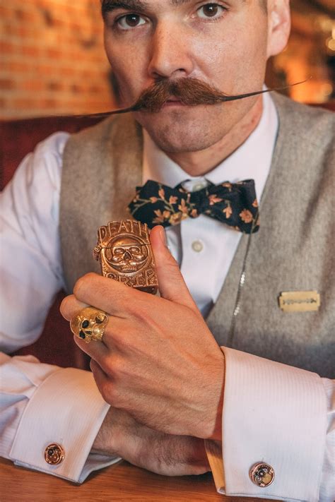 Limited Edition Bronze Skull Death Grip Lighter – Death-Grip