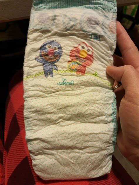 pampers baby dry diapers in size 6