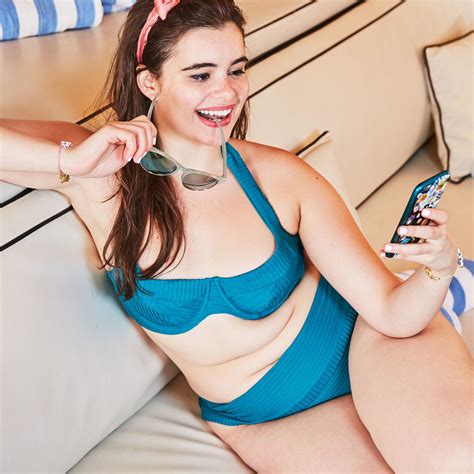 Thick Girls In Bikinis