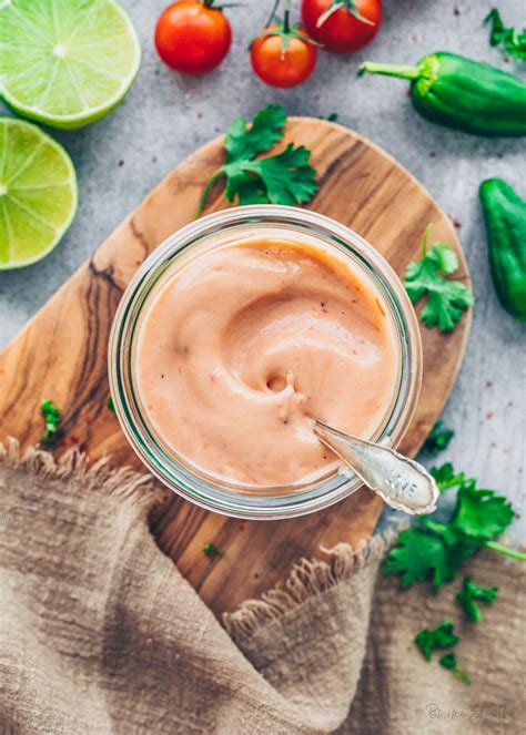 Creamy Taco Sauce | Sriracha Mayo (Vegan) - Bianca Zapatka | Recipes