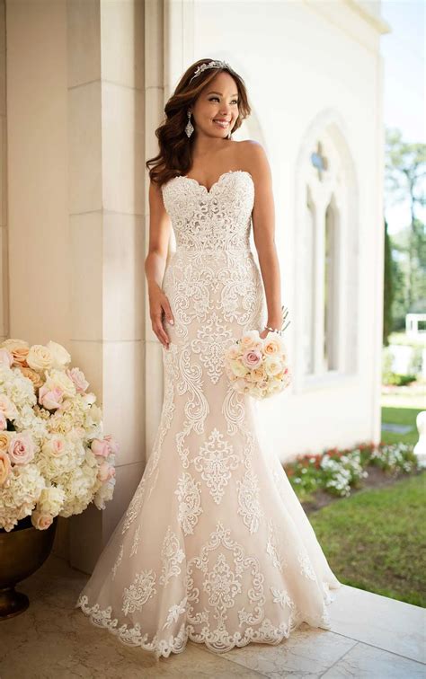 Elegant lace wedding dress 60 photos - Vianawedding.com