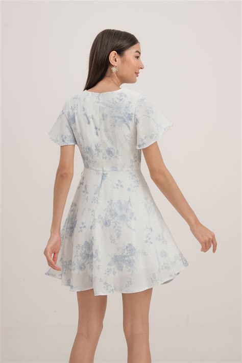 Fayth • Wallpaper Flutter Sleeve Dress