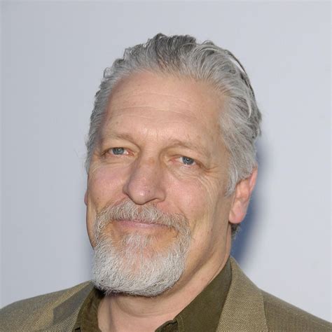 SpongeBob SquarePants - Season 16 • Episode 5 - Gorilla Suit Day - Plex