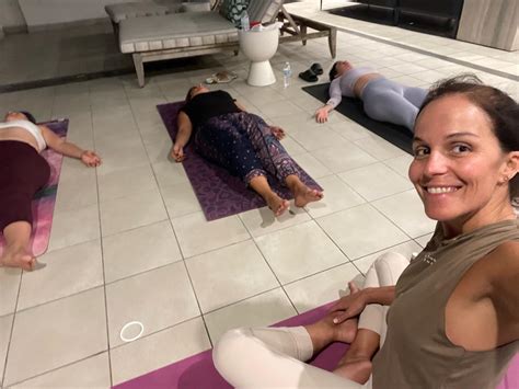 Daniela Longo (@yoga_bydani) • Instagram photos and videos