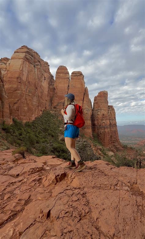 Wave Cave Hike Guide in Arizona: Trail Info, Difficulty & Photos