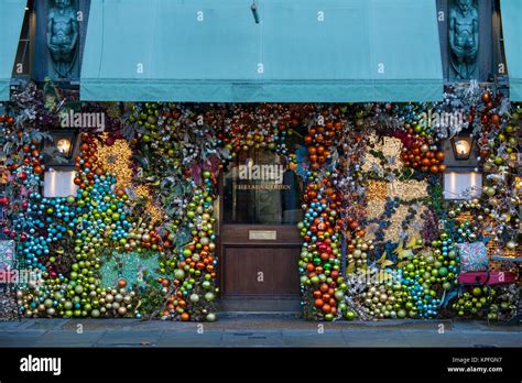 LONDON, *** KINGDOM - DECEMBER 12th, 2017: The Chelsea Ivy Garden ...