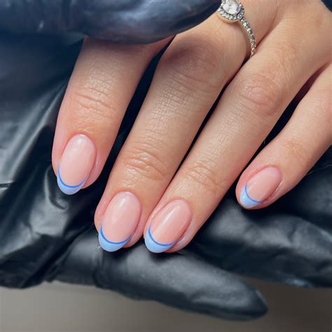 42+ Sweet, Short Oval Nail Ideas (2025) - DrExplains