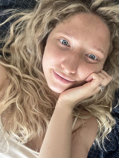 My face with natural curls F24 : r/Faces