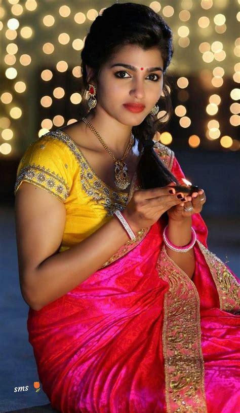 Pin on Desi Look | Indian beauty, Indian beauty saree, Most beautiful ...