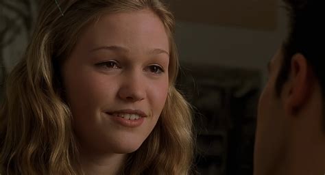 Julia Stiles Makes a Guy Cum Prematurely in Down to You (2000) : r ...