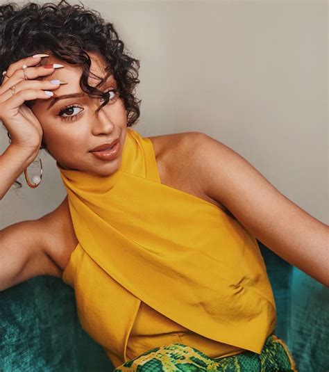 Liza Koshy - Bio, Age, Height, Wiki, ? | Models Biography