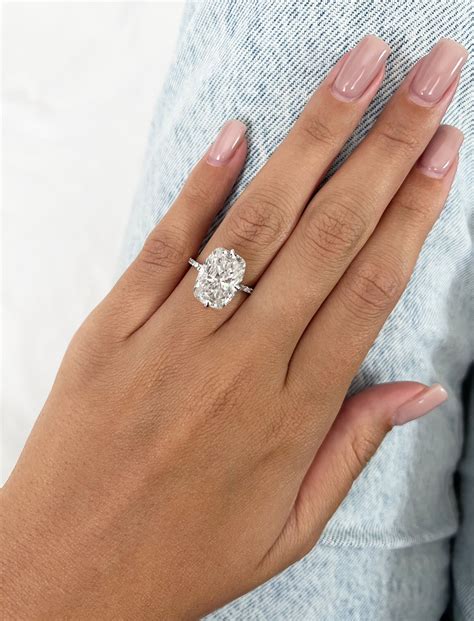 Cushion Cut Moissanite Engagement Rings