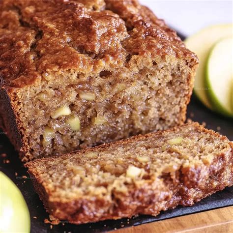 Moist & Flavorful Apple Zucchini Bread Recipe for Fall Baking ...