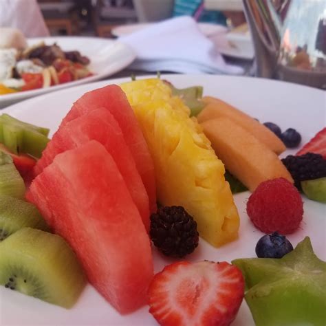 Surf Lanai - Honolulu, Hawaii - chichicho~