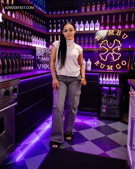 MAJOR GALORE Feet - AZNudeFeet