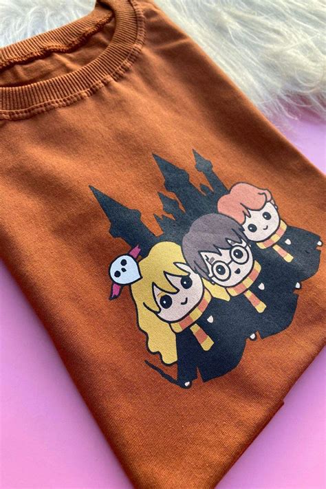 T-Shirt Harry Potter Castelo - Nosso Ateliê