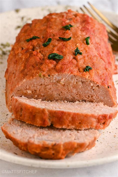 Best Easy Turkey Meatloaf Recipe {Healthy}